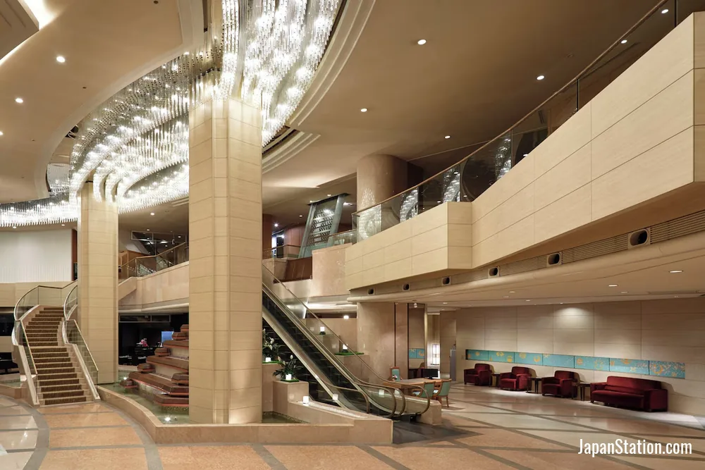 Lobby at ANA Crowne Plaza Kanazawa.