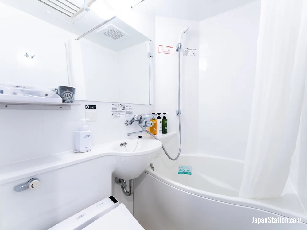 Bathroom in a guest room at APA Hotel Karuizawa Ekimae Karuizawaso.
