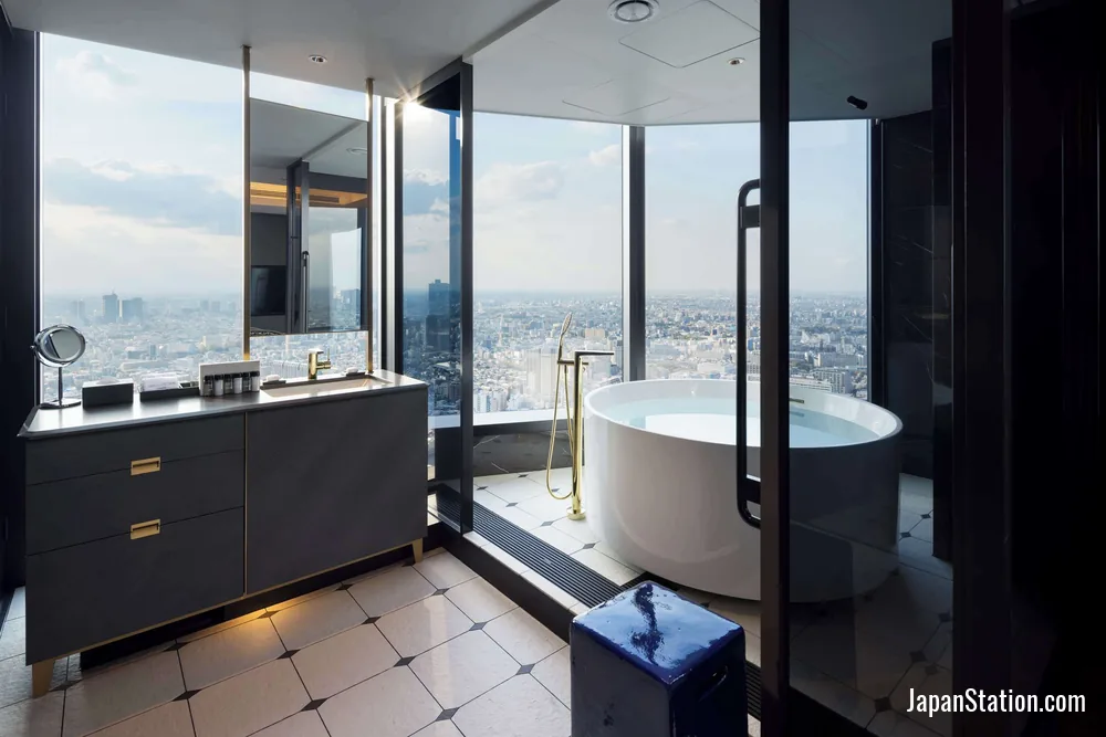 Bathroom in a guest room at BELLUSTAR TOKYO, A Pan Pacific Hotel.