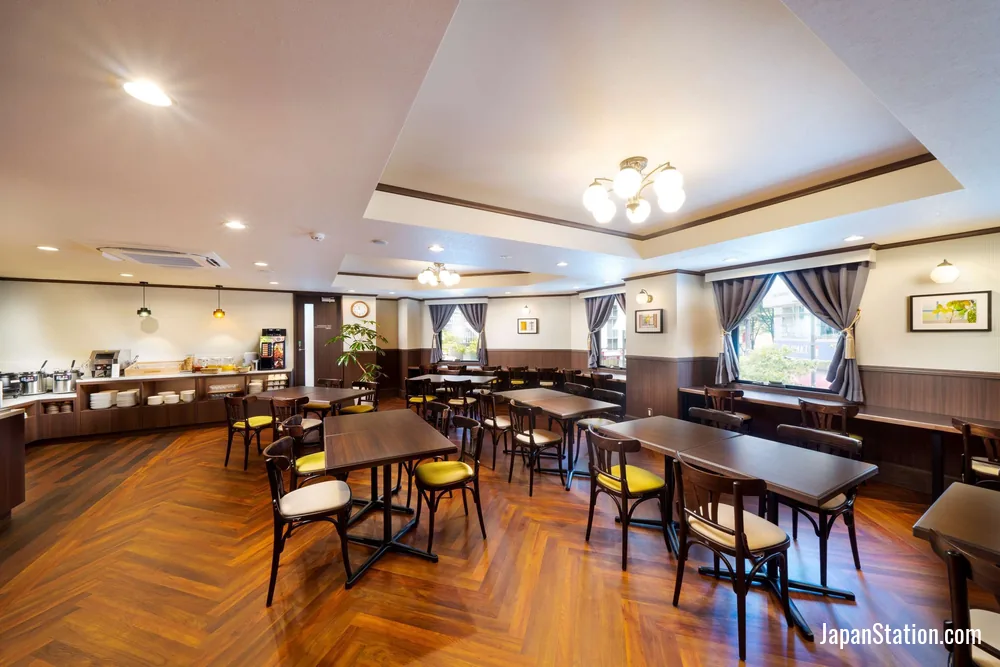 Dining area at Best Western Hotel Fino Shin-Yokohama.