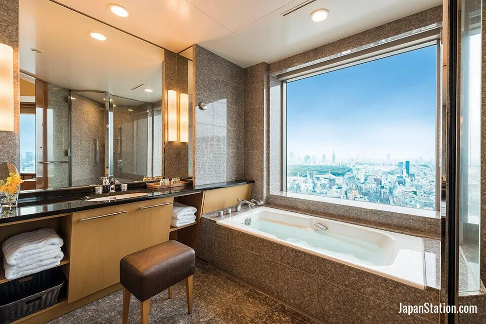 Bathroom in a guest room at Cerulean Tower Tokyu Hotel.