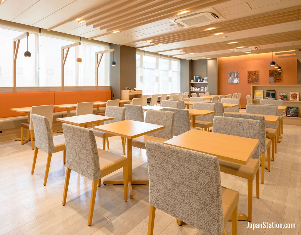 Dining area at Comfort Hotel ERA Ise.