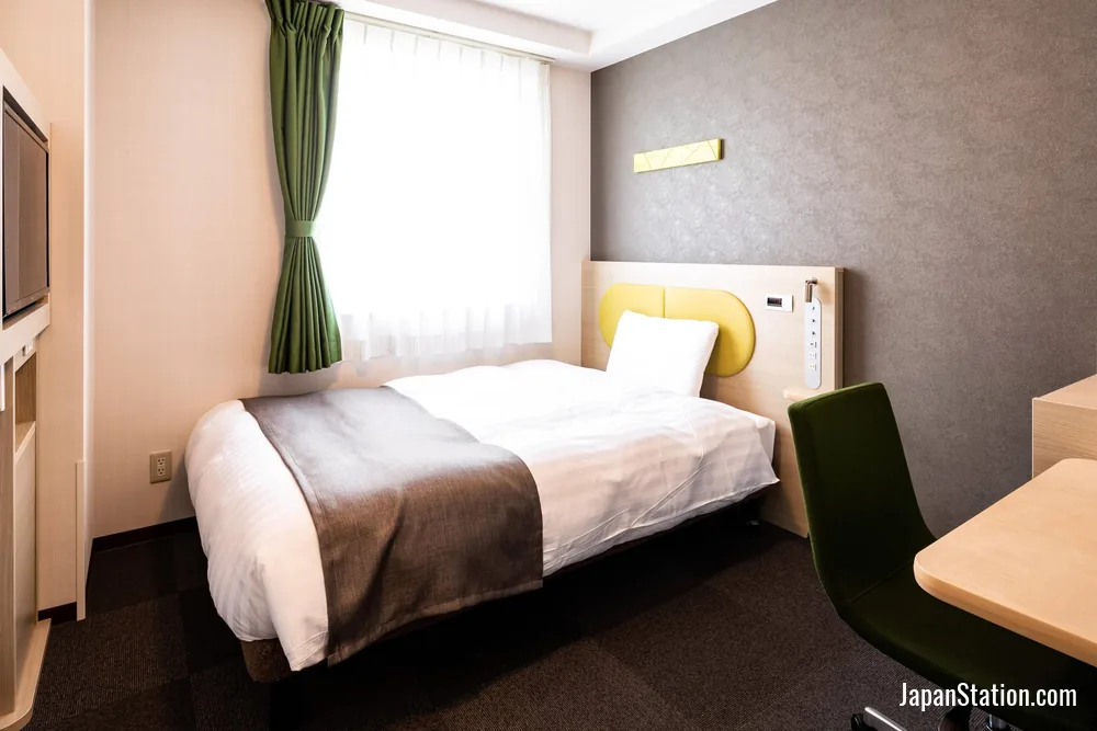 Guest room at Comfort Hotel Kochi.