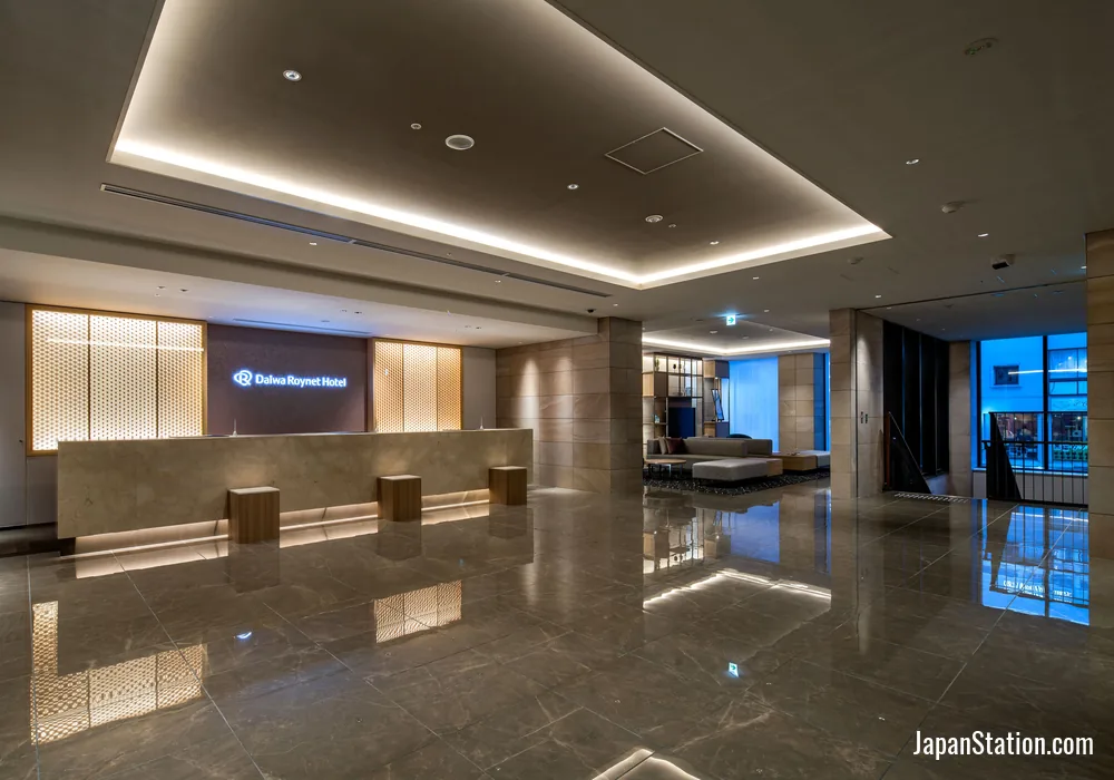 Reception area at Daiwa Roynet Hotel Himeji.