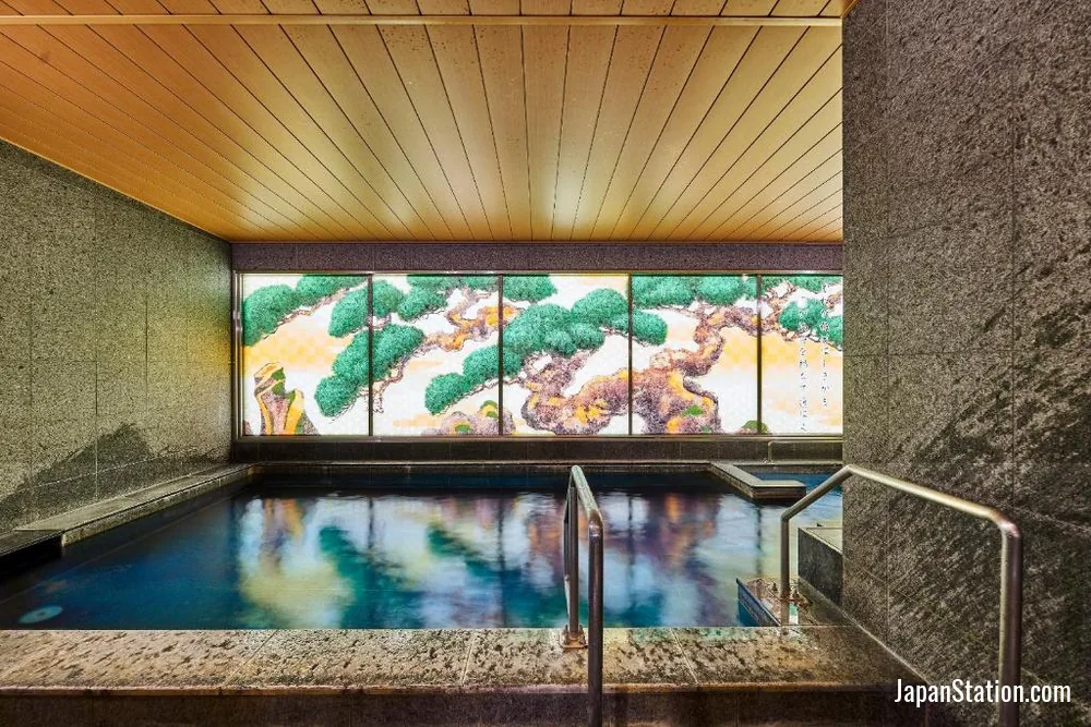 Bathroom in a guest room at Daiwa Roynet Hotel Nara.