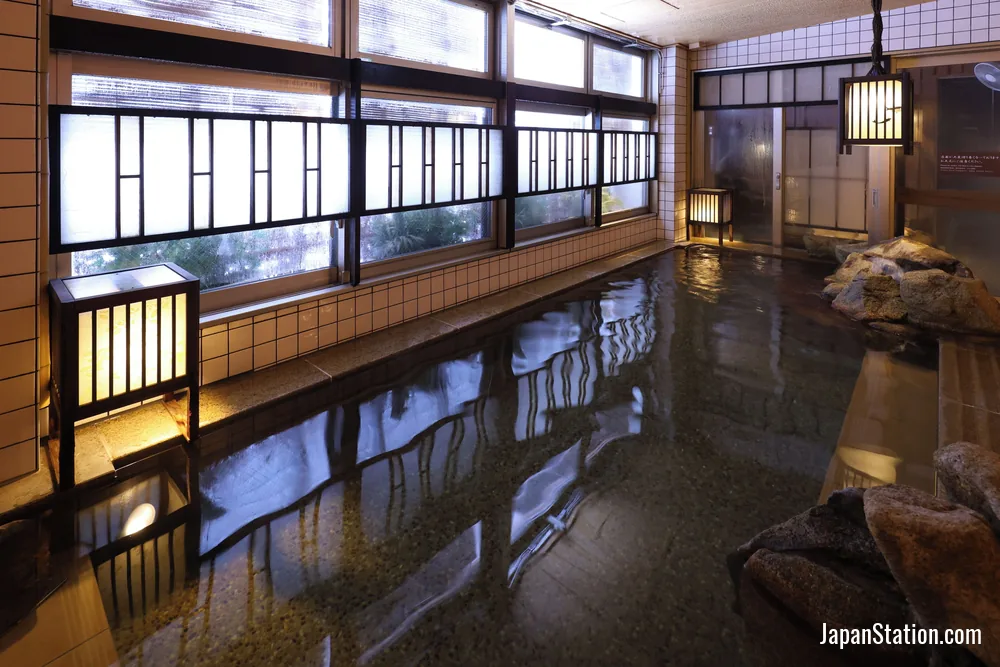 Bathroom in a guest room at Dormy Inn Gifu Ekimae.