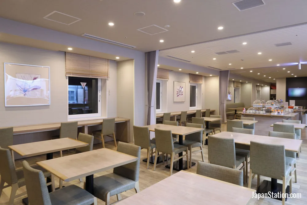 Dining area at Dormy Inn Gifu Ekimae.