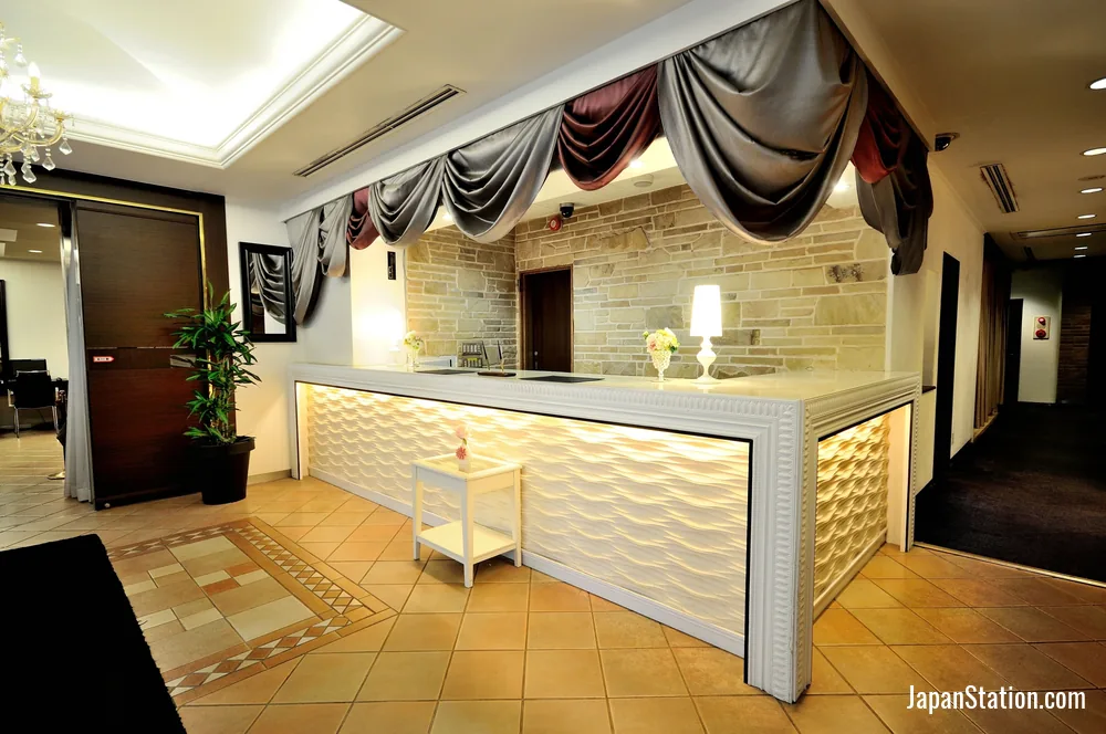 Reception area at Grand Park Hotel Panex Tokyo.