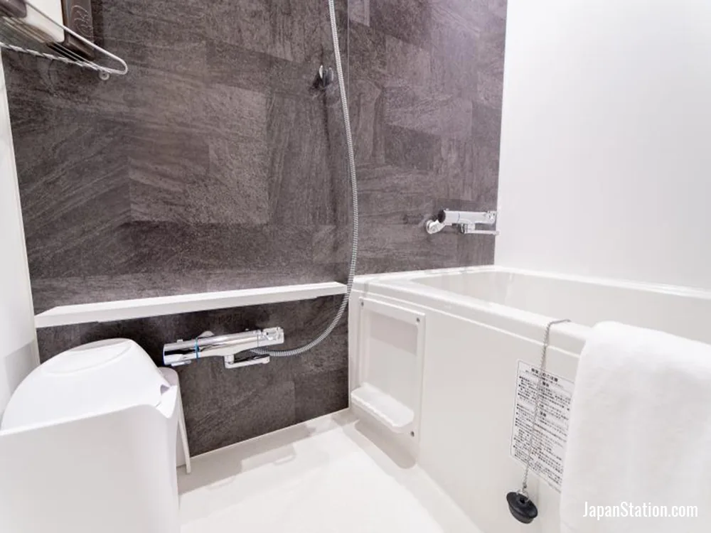 Bathroom in a guest room at Henn na Hotel Premier Kyoto Gojo Karasuma.
