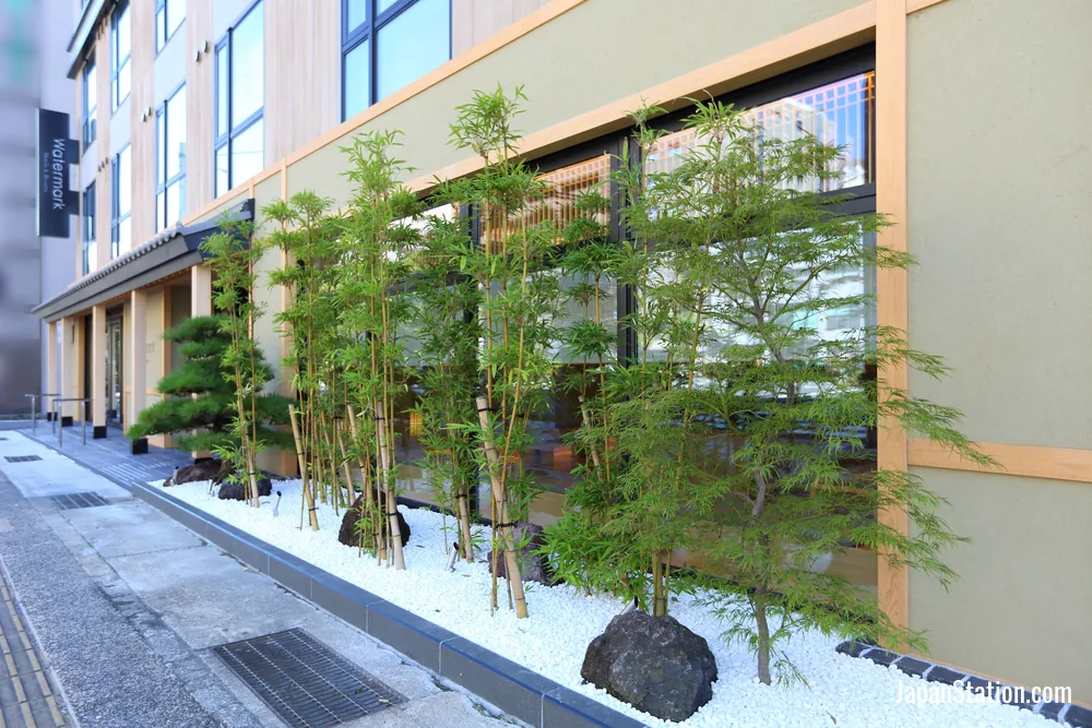 Exterior of Henn na Hotel Premier Kyoto Gojo Karasuma.