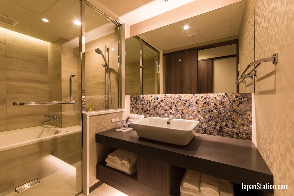 Bathroom in a guest room at Hotel Grand Vert Kyu Karuizawa.