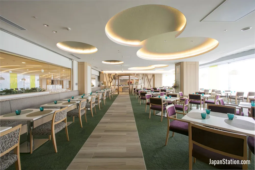 Dining area at Hotel Granvia Hiroshima.