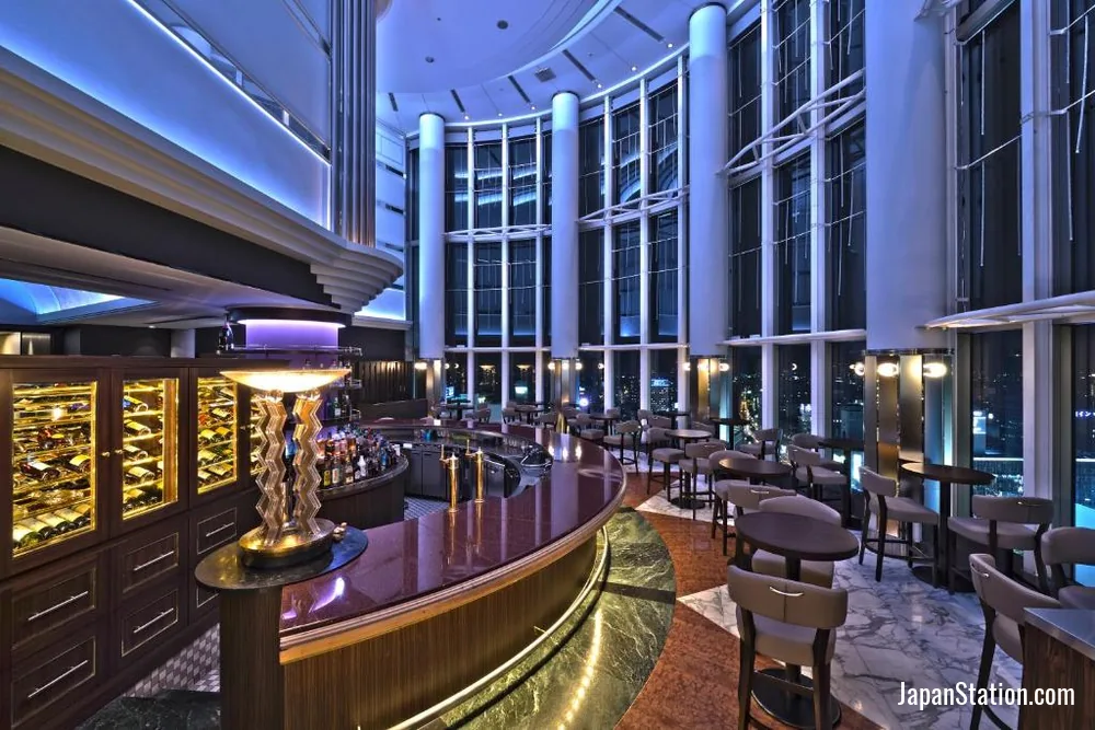 Dining area at Hotel Granvia Okayama.