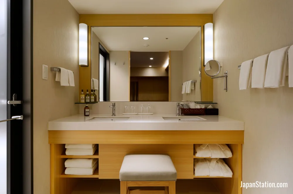 Bathroom in a guest room at Hotel Metropolitan Tokyo Ikebukuro.