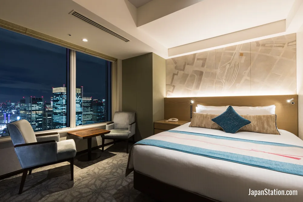 Guest room at Hotel Metropolitan Tokyo Marunouchi.