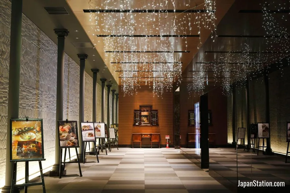 Lobby at Hotel Monterey Grasmere Osaka.