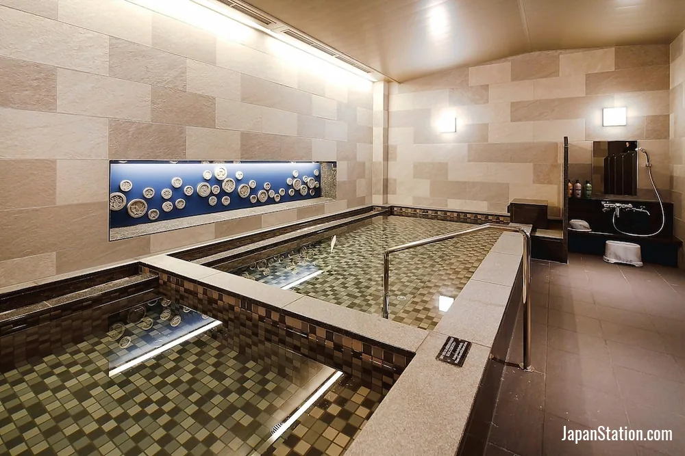 Public bath at Hotel Monterey Himeji.