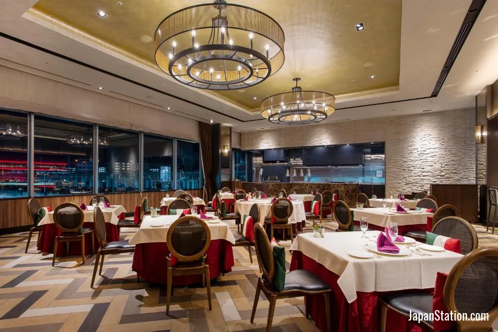 Dining area at Hotel Monterey Himeji.