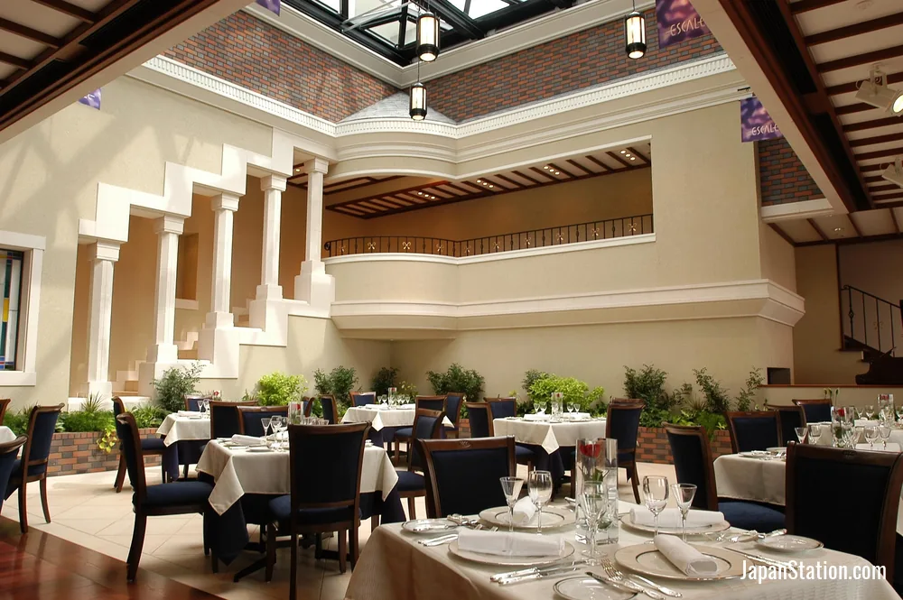 Dining area at Hotel Monterey La Soeur Osaka.