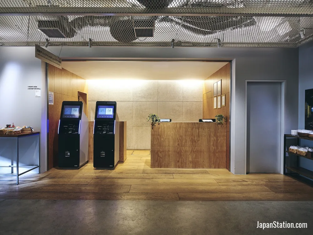 Reception area at Hotel Oriental Express Tokyo Kamata.