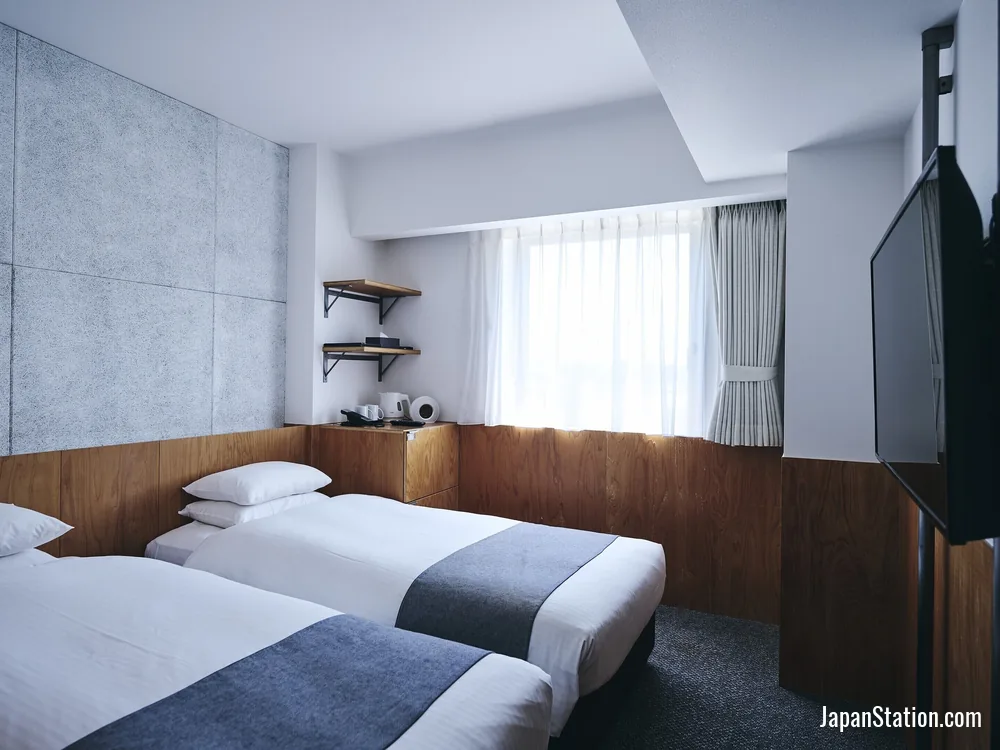 Guest room at Hotel Oriental Express Tokyo Kamata.