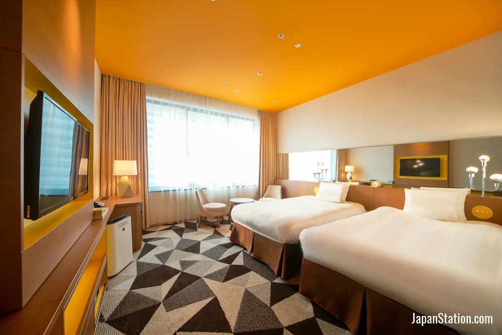 Guest room at Hotel Universal Port Vita.