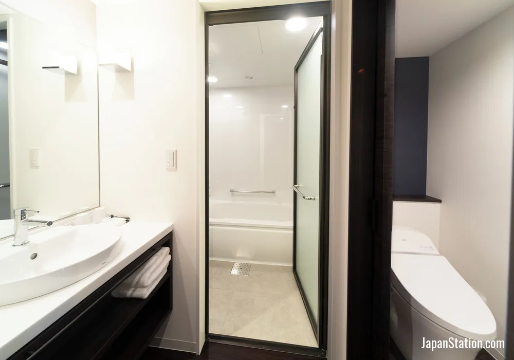 Bathroom in a guest room at Hotel Vischio Osaka.