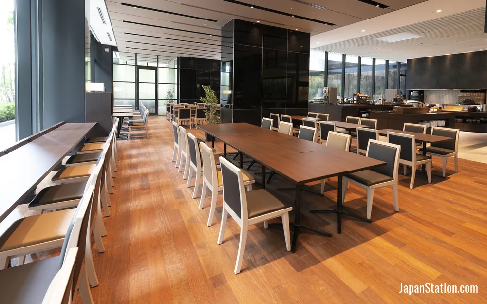 Dining area at Hotel Vischio Osaka.
