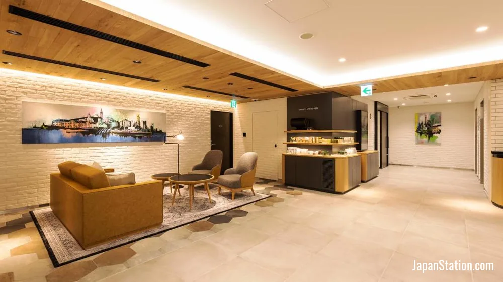 Lobby at JR-East Hotel Mets Yokohama.