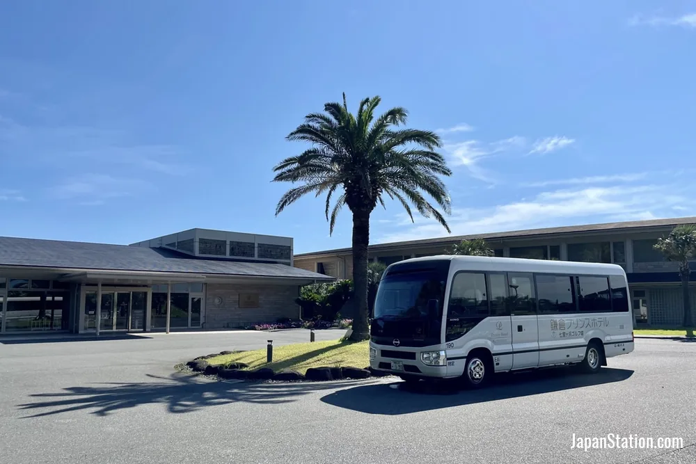Shuttle bus at Kamakura Prince Hotel.