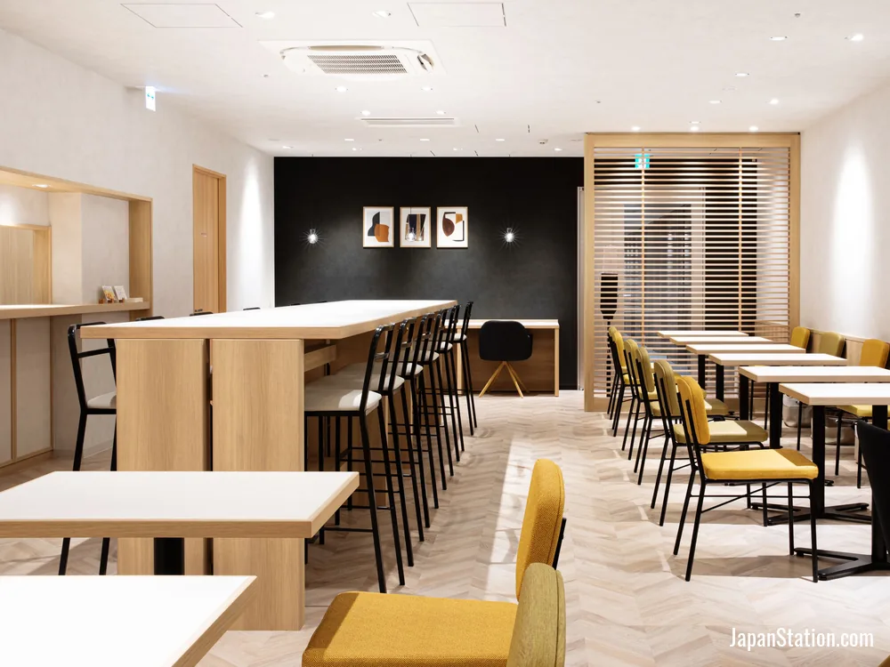 Dining area at KEIKYU EX INN Keikyu Kamata-Station.