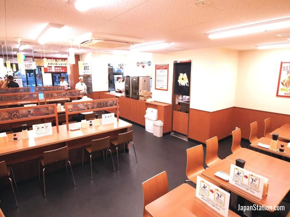 Dining area at Meitetsu Inn Nagoya Kanayama.