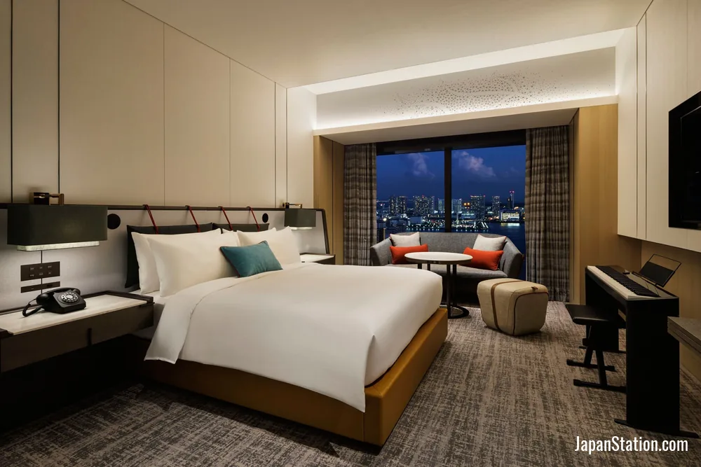 Guest room at mesm Tokyo, Autograph Collection.