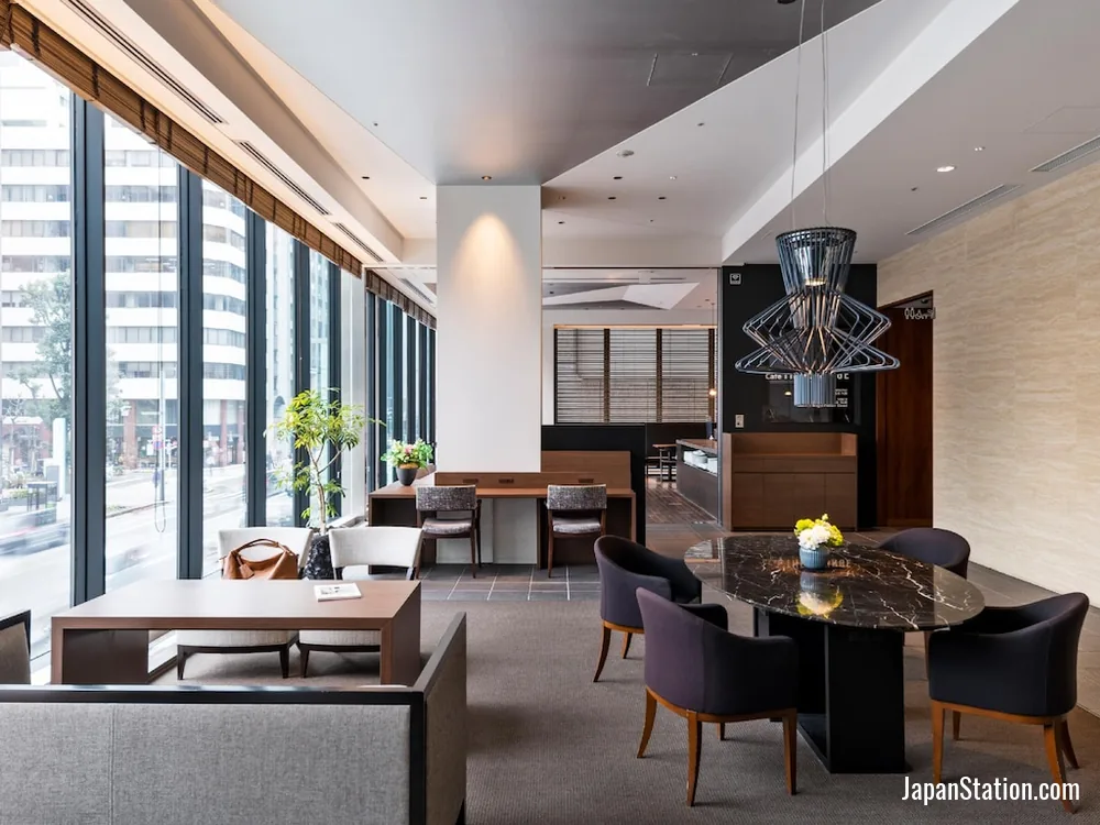 Cafe and lounge area at Mitsui Garden Hotel Kyobashi.