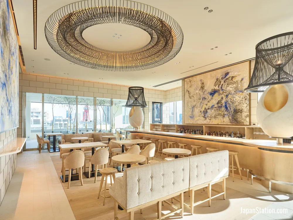Bar at Mitsui Garden Hotel Roppongi Tokyo Premier.