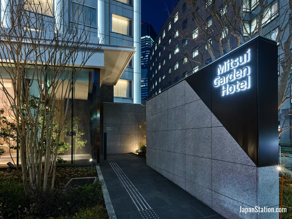 Entrance at Mitsui Garden Hotel Roppongi Tokyo Premier.