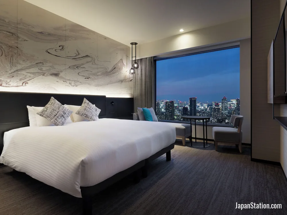 Guest room at Mitsui Garden Hotel Toyosu PREMIER.