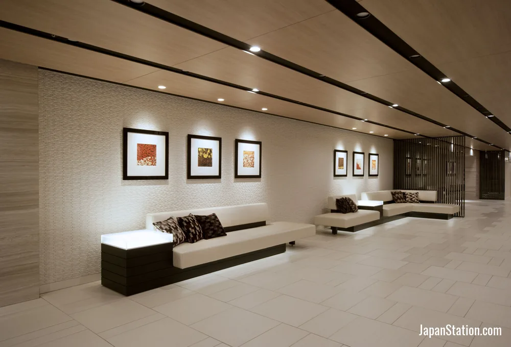 Lobby at Miyako City Kintetsu Kyoto Station.