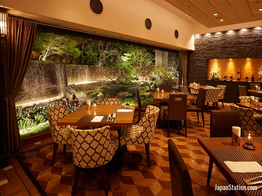 Dining area at Nishitetsu Grand Hotel.