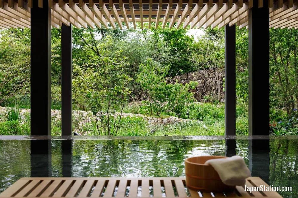 Public bath at OMO7 Kochi by Hoshino Resorts.