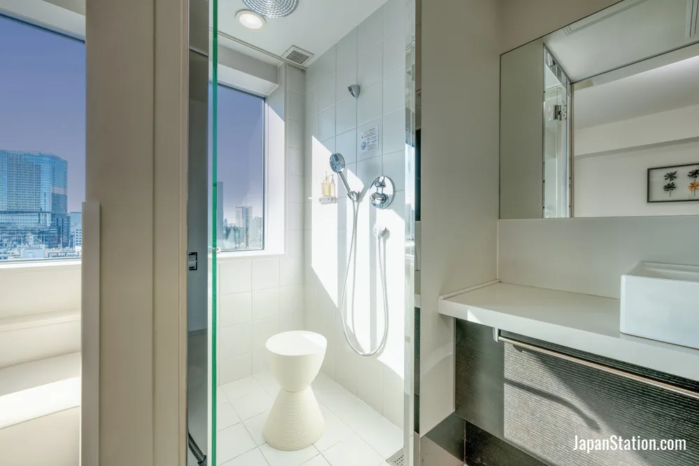 Bathroom in a guest room at remm Akihabara.