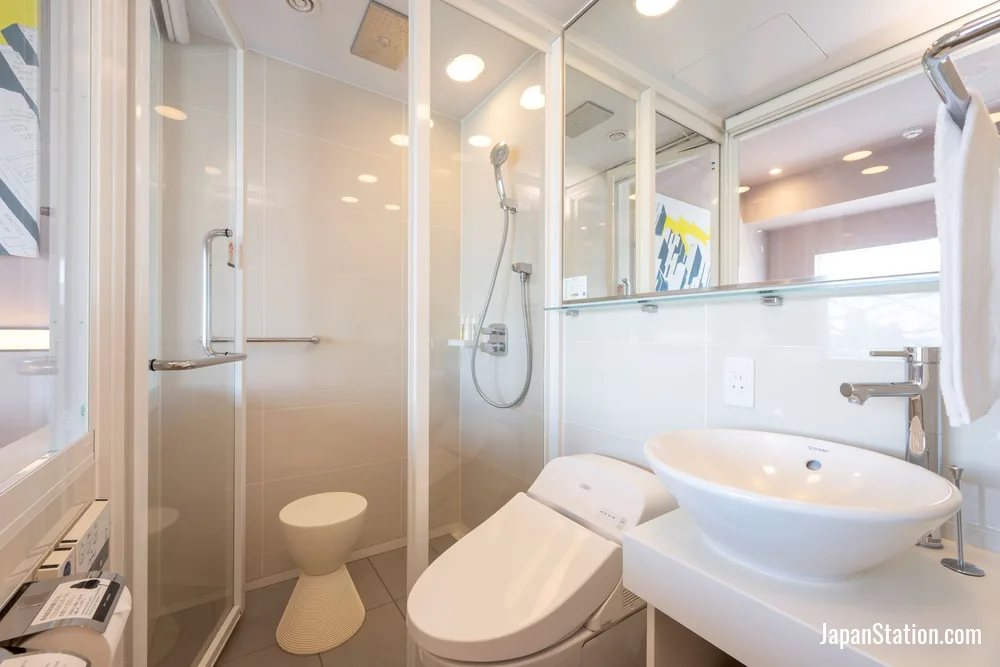 Bathroom in a guest room at remm Roppongi.
