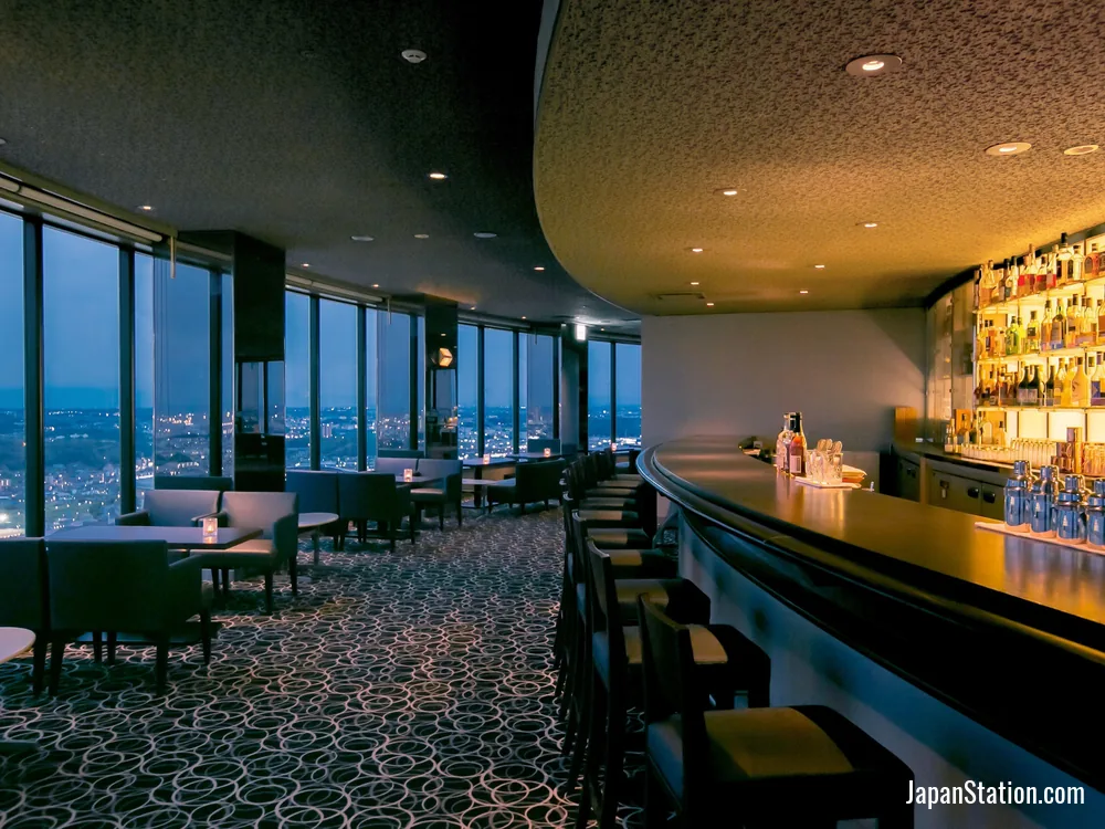 Bar at Shin Yokohama Prince Hotel.