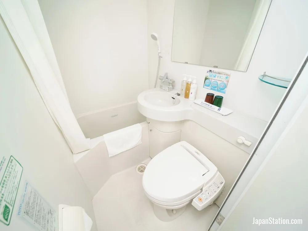 Bathroom in a guest room at SUPER HOTEL Hida Takayama.