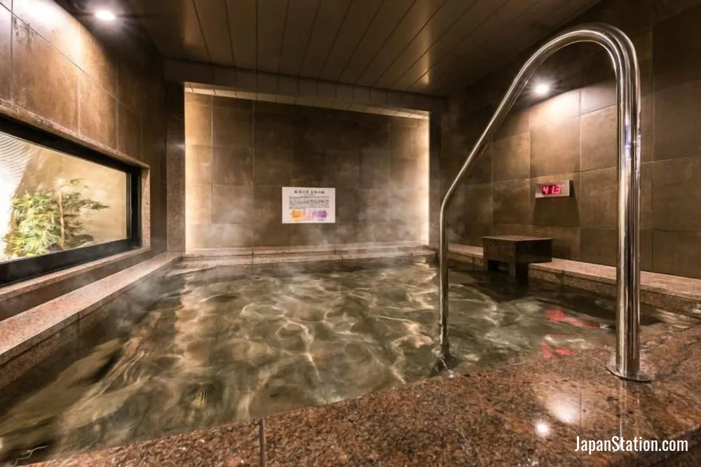 Bathroom in a guest room at Super Hotel Ikebukuro West Natural Hot Spring.