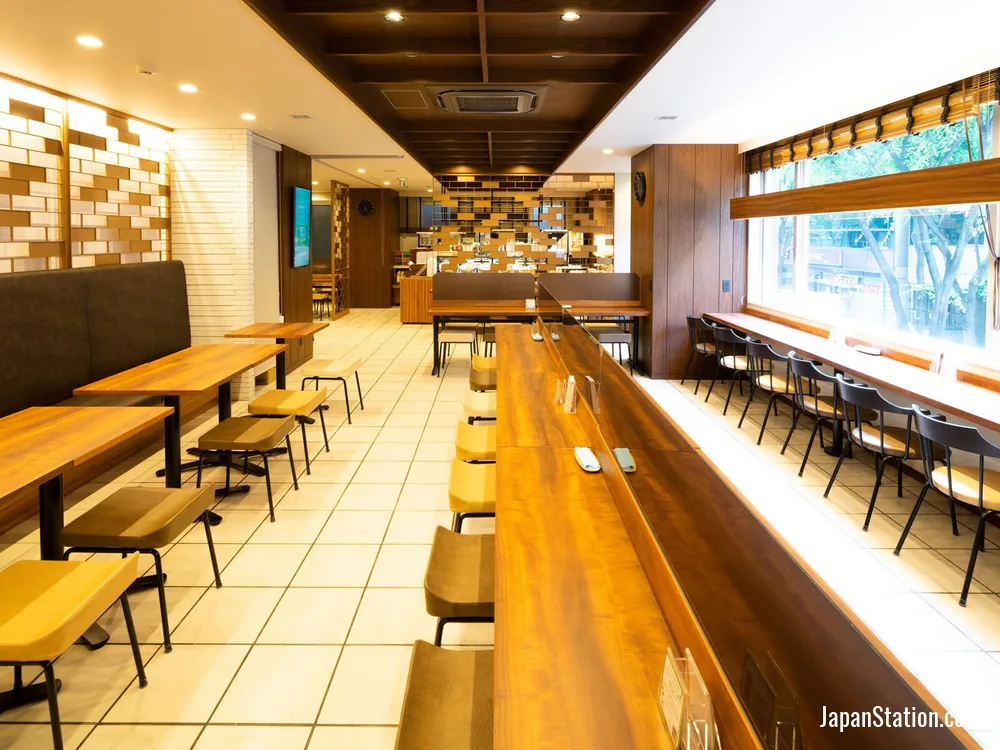 Dining area at Super Hotel Shinyokohama.