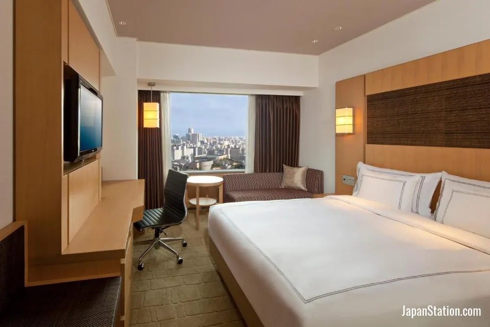 Guest room at Swissotel Nankai Osaka.