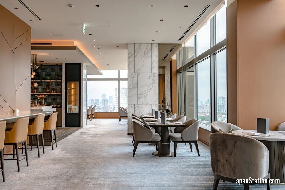 Dining area at The Strings by InterContinental Tokyo.