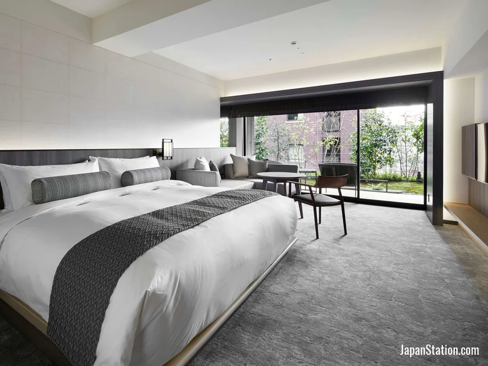 Guest room at THE THOUSAND KYOTO.