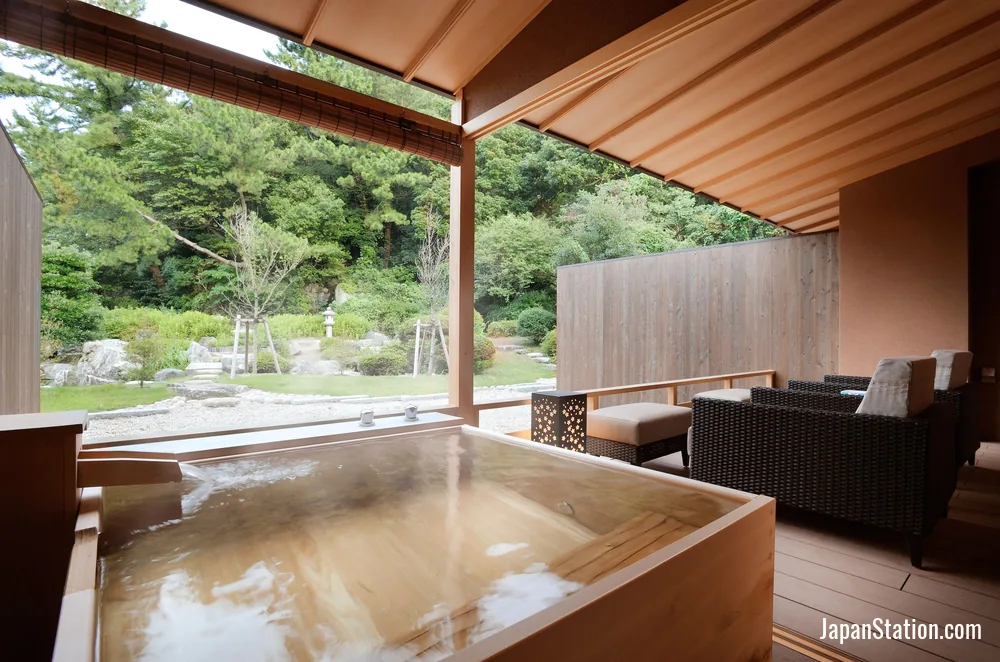 Bathroom in a guest room at Toba Hotel International Shiojitei.